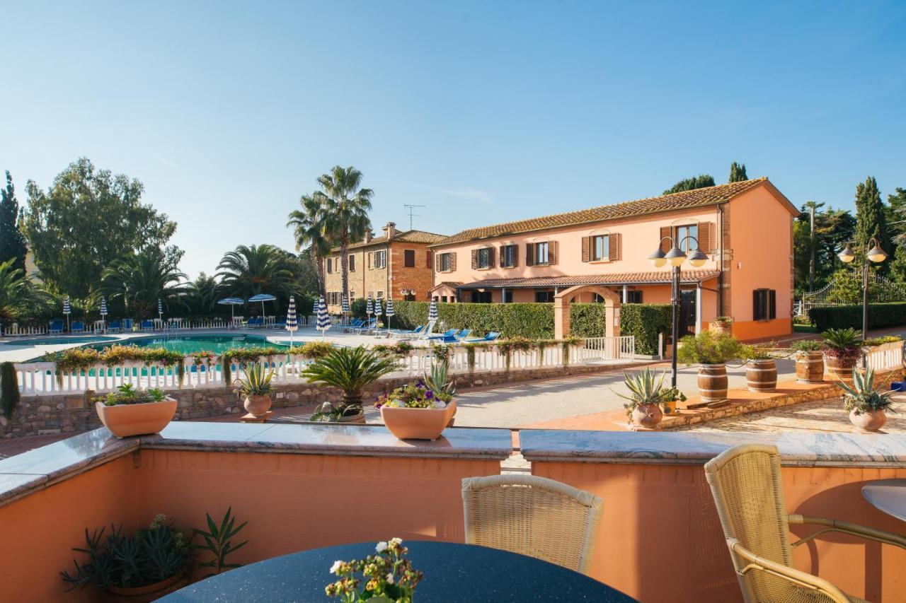 Agrihotel Elisabetta Collemezzano Exterior photo